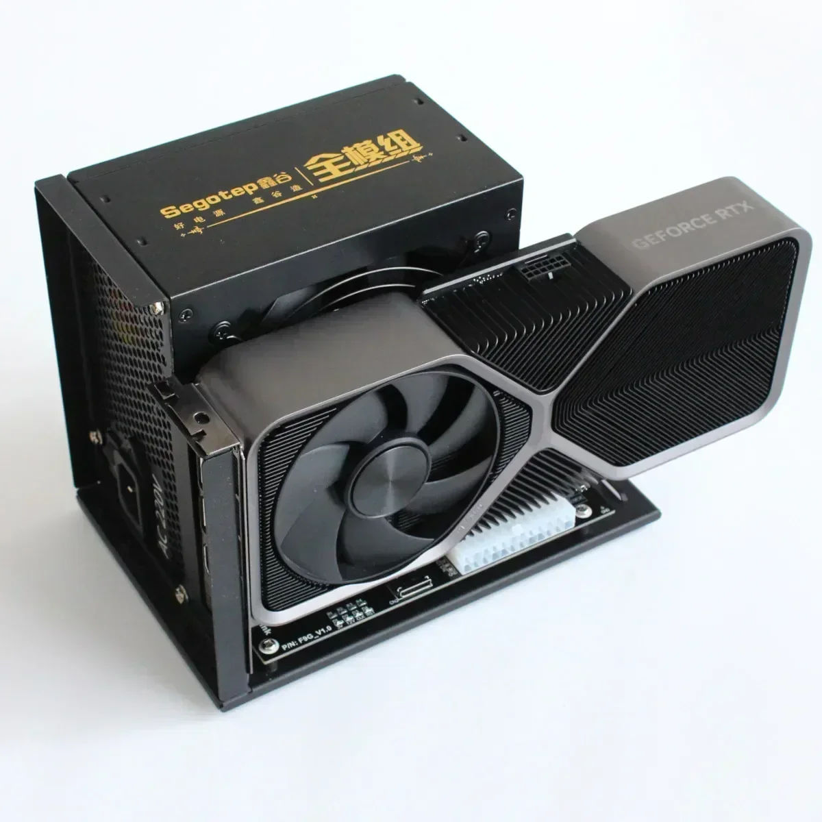 F9G-BK7 PCIe 4.0 X4 64Gbps OCu - Oculink Egpu Mini Pc のレビューと価格